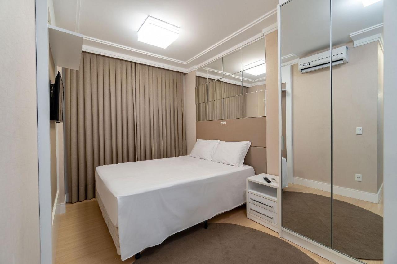 Varandas Do Atlantico - Apartamento Em Condominio Pe Na Areia Бомбиньяс Экстерьер фото