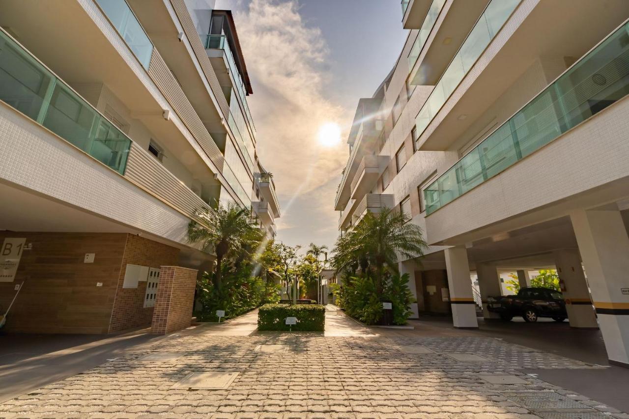 Varandas Do Atlantico - Apartamento Em Condominio Pe Na Areia Бомбиньяс Экстерьер фото